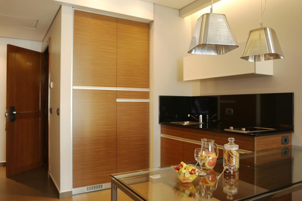 Parktower Suites Beyrouth Extérieur photo